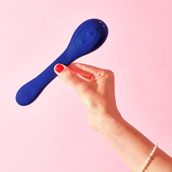 フランスで大人気の吸引＋挿入トイのハイブリッドバイブレーション【PUISSANTE】ココ１